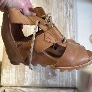 Sorel Brown Leather Sandals
